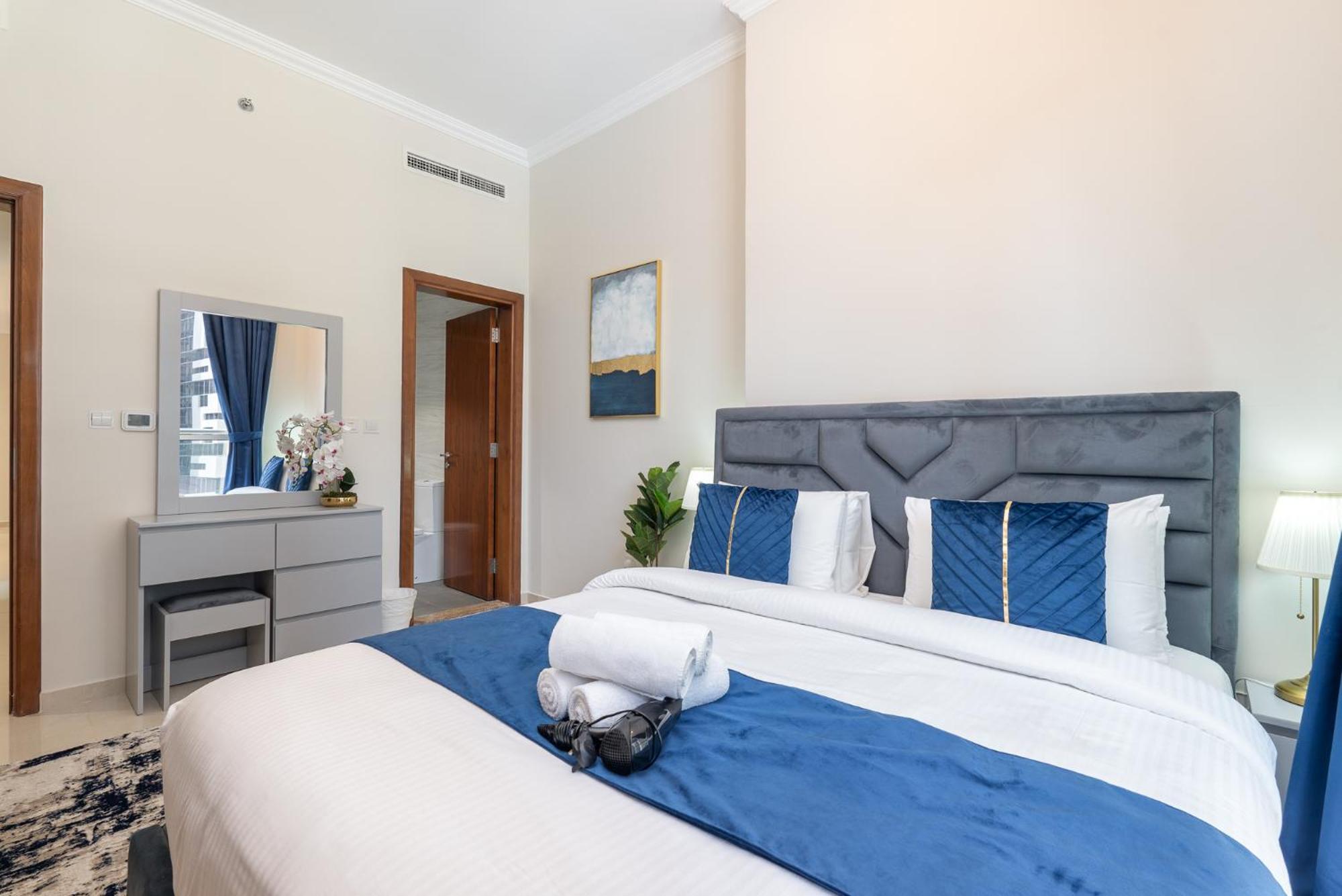 Dunya Tower Luxury And 2 Min Walk To Dubai Mall And Burj Khalifa In Heart Of Downtown Exterior foto